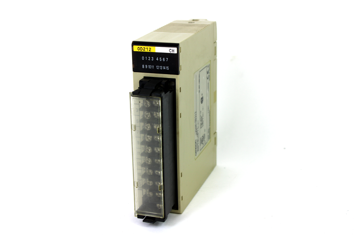OMRON C200H-OD212 PLC Output Module C200HOD212