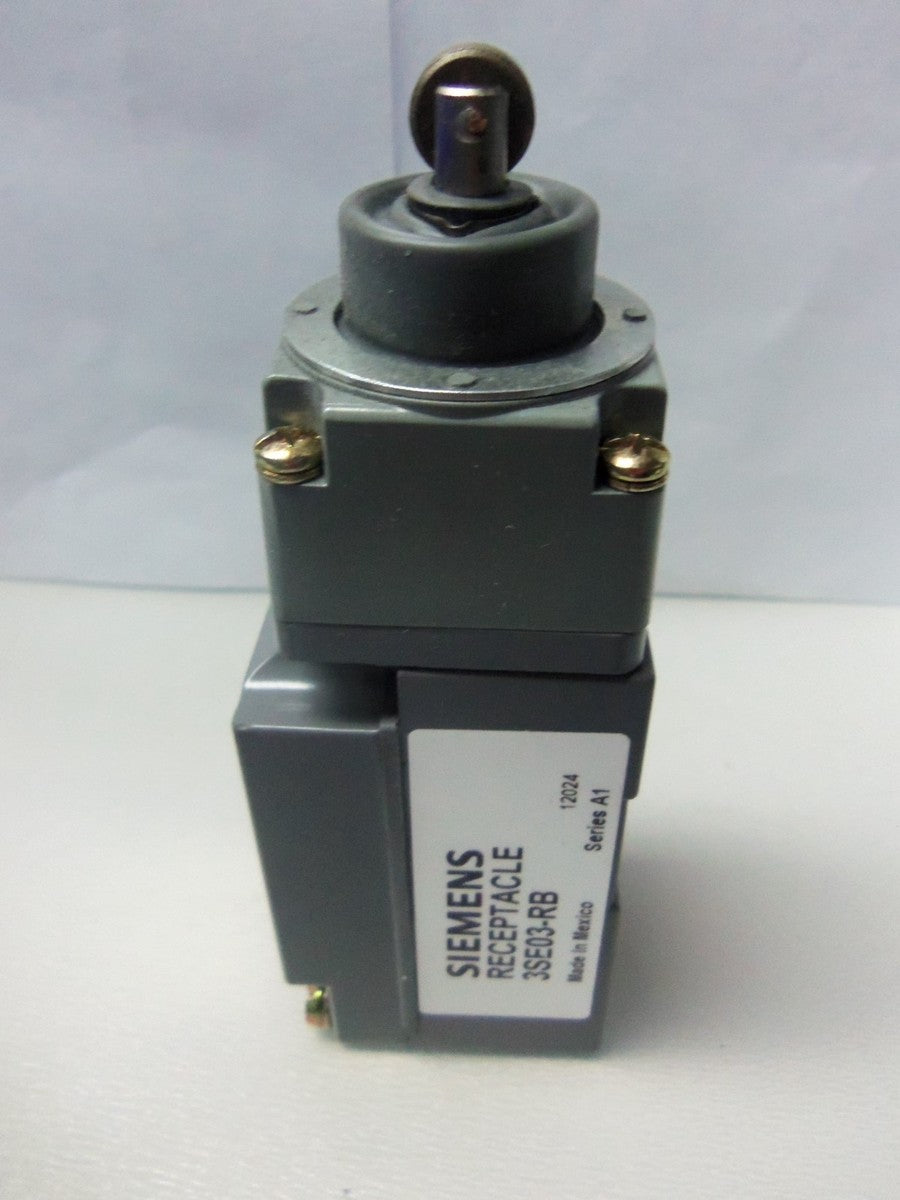 Siemens 3SE03-BT3 Limit Switch (3SE03-DT3 3SE03-SB 3SE03-RB) 3SE03BT3