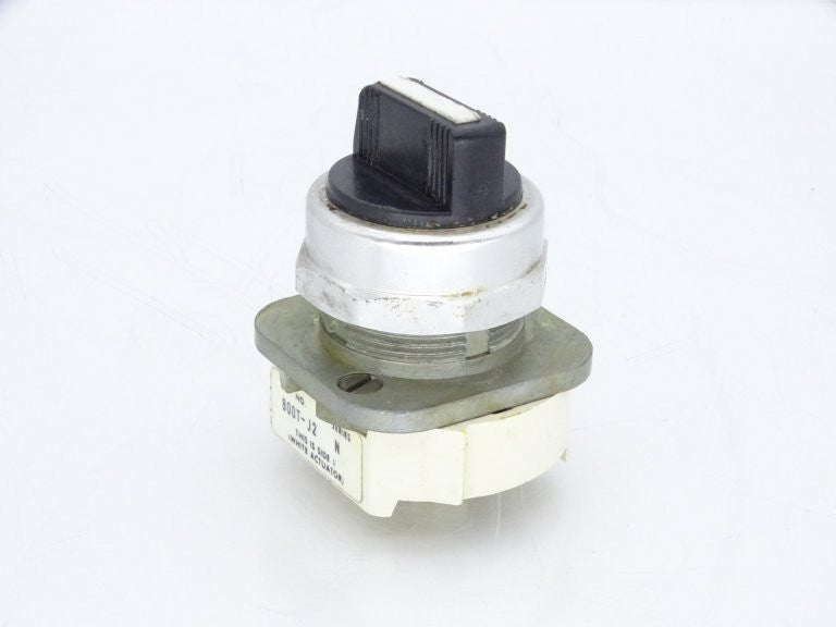 Allen Bradley 800T-J2 3 Pos. Main. Knob 800TJ2