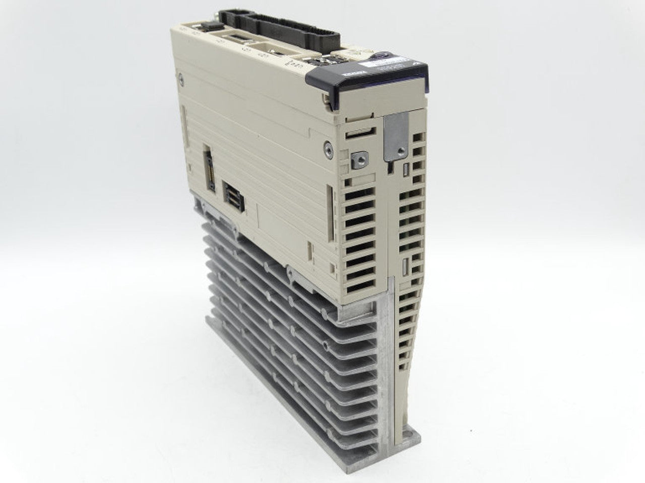 Yaskawa SGDV-2R8A11B Servo Drive SGDV2R8A11B