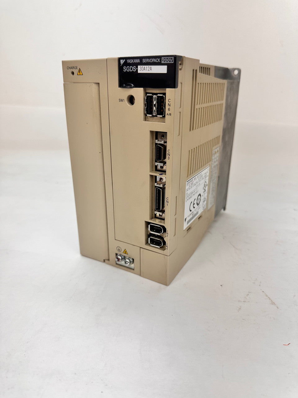 Yaskawa SGDS-30A12A AC Servo Drive SGDS30A12A
