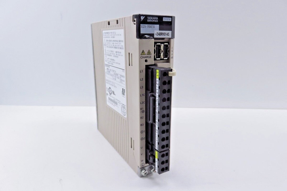 Yaskawa SGDV-1R6A11A Servo Drive SGDV1R6A11A