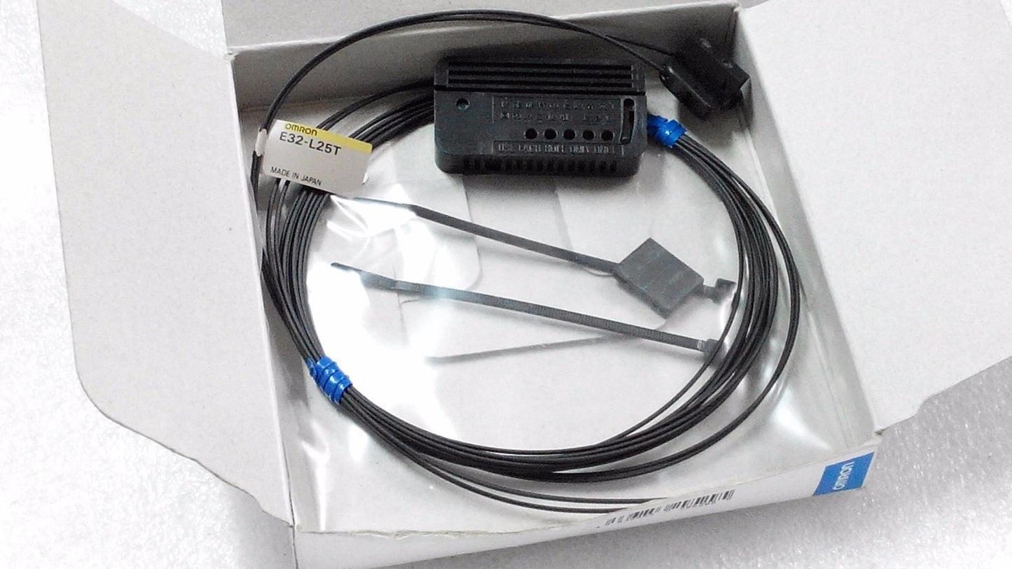 Omron E32-L25T Fiber‑optic Level Sensor E32L25T