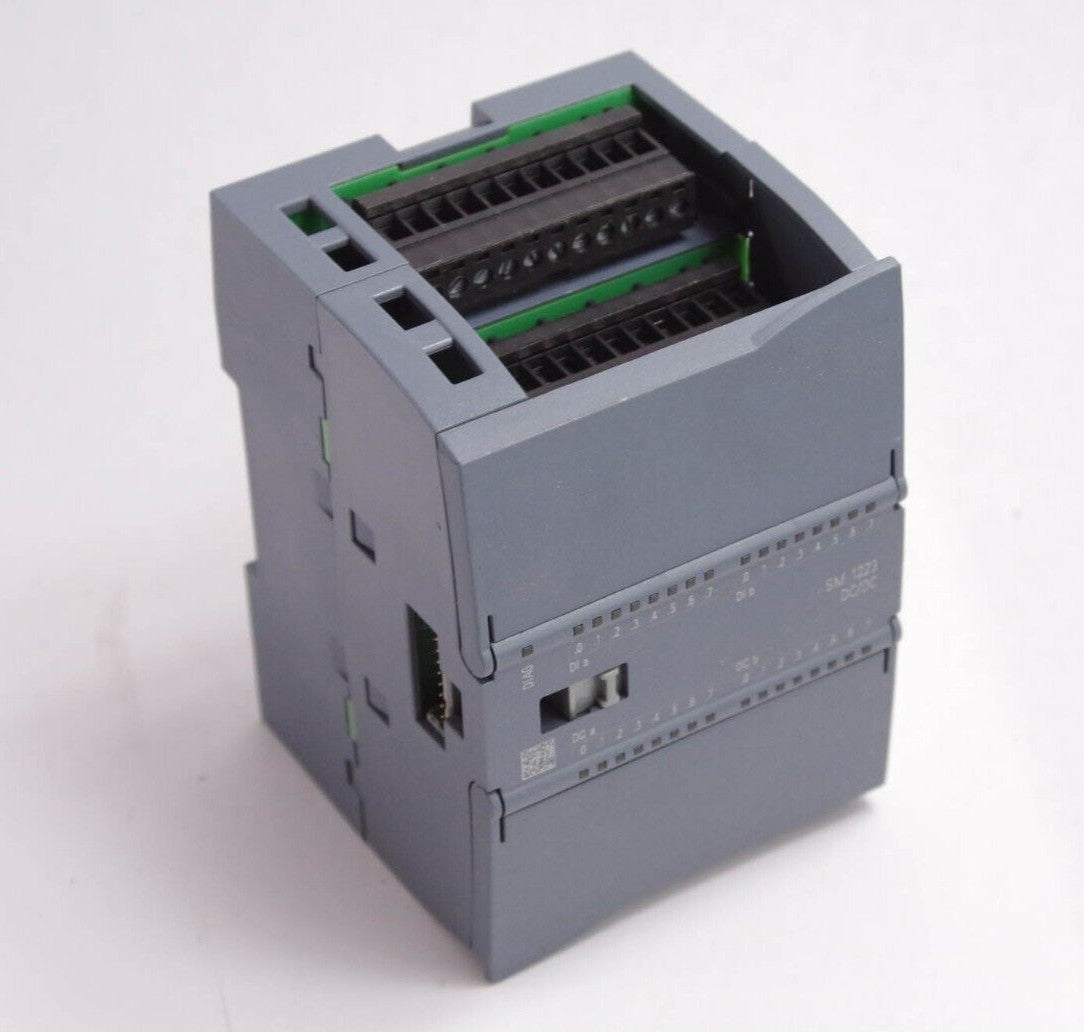 Siemens 6ES7 223-1BL32-0XB0 I/O Module 6ES72231BL320XB0
