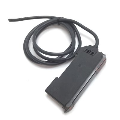 Omron E3X-MDA6 Photoelectric Sensor Amplifier E3XMDA6