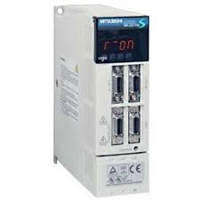 Mitsubishi MR-J2S-200A AC Servo Amplifier Drive 10.5AMP 3PH 200~230VAC 2kW