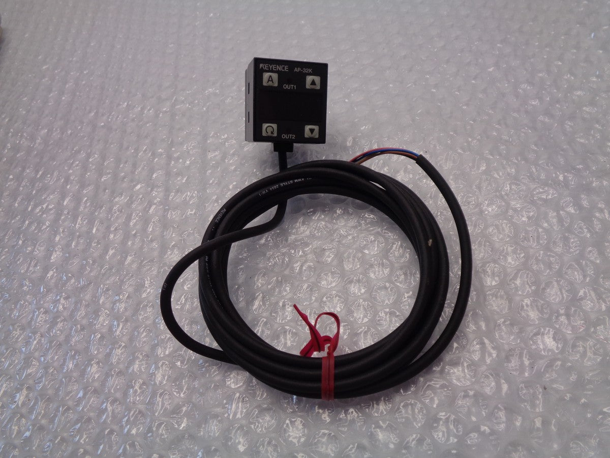 KEYENCE AP SERIES 7124208 SENSOR