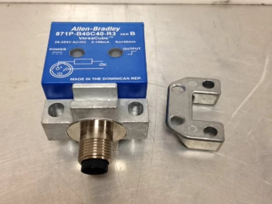 Allen Bradley 871P-B40C40-R3 Versa Cube Proximity Sensor 40mm range